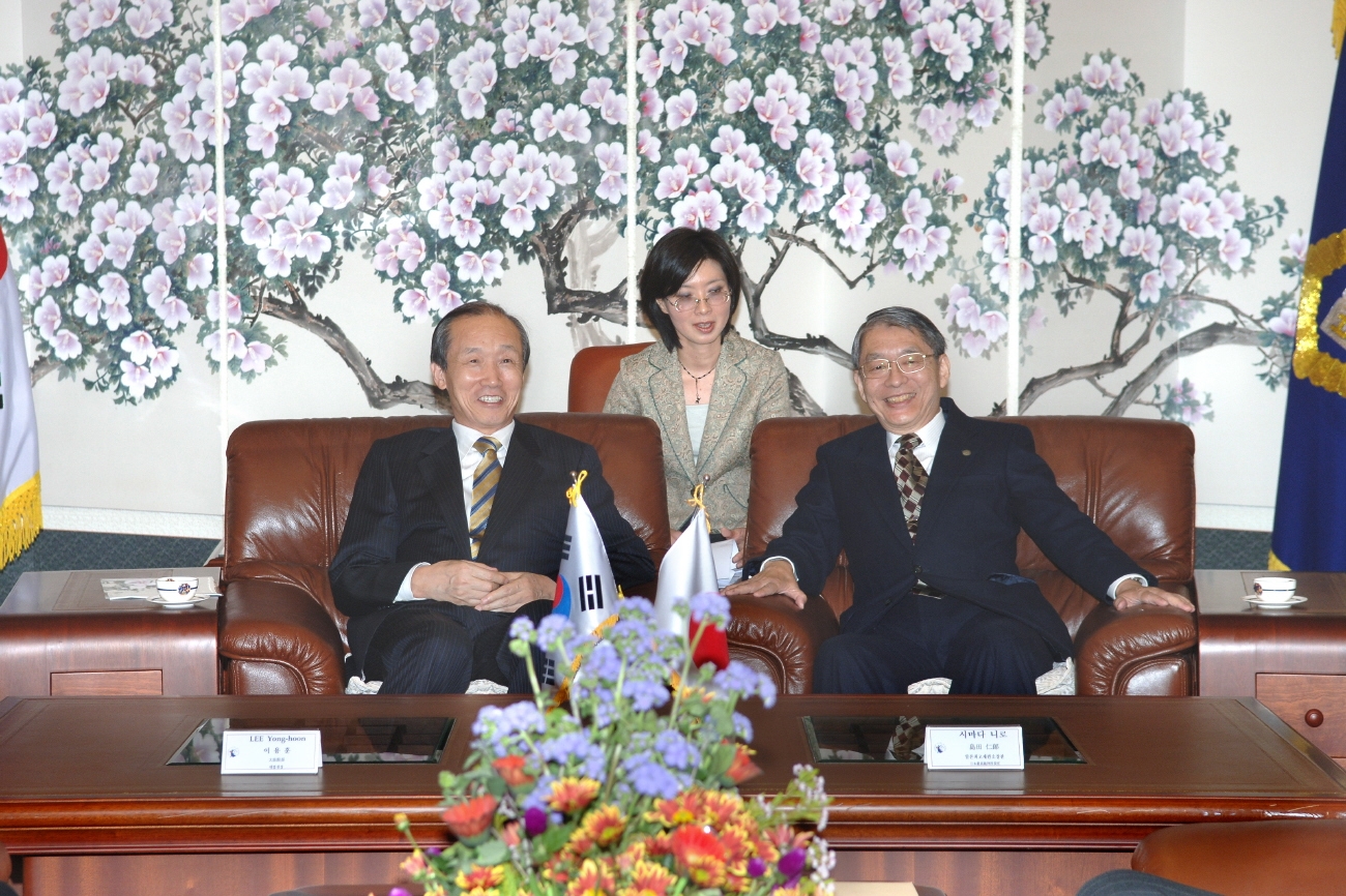 [10_29_07]Chief Justice of Japan pays an Official Visit to the Supreme Court of Korea