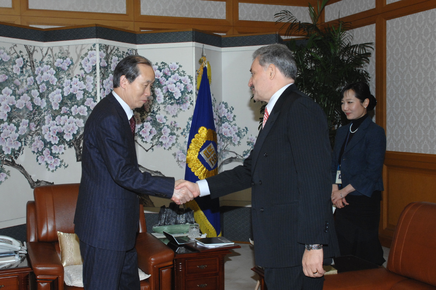 [01_23_08]New Ambassador of Paraguay pays a courtesy call on the Chief Justice of Korea