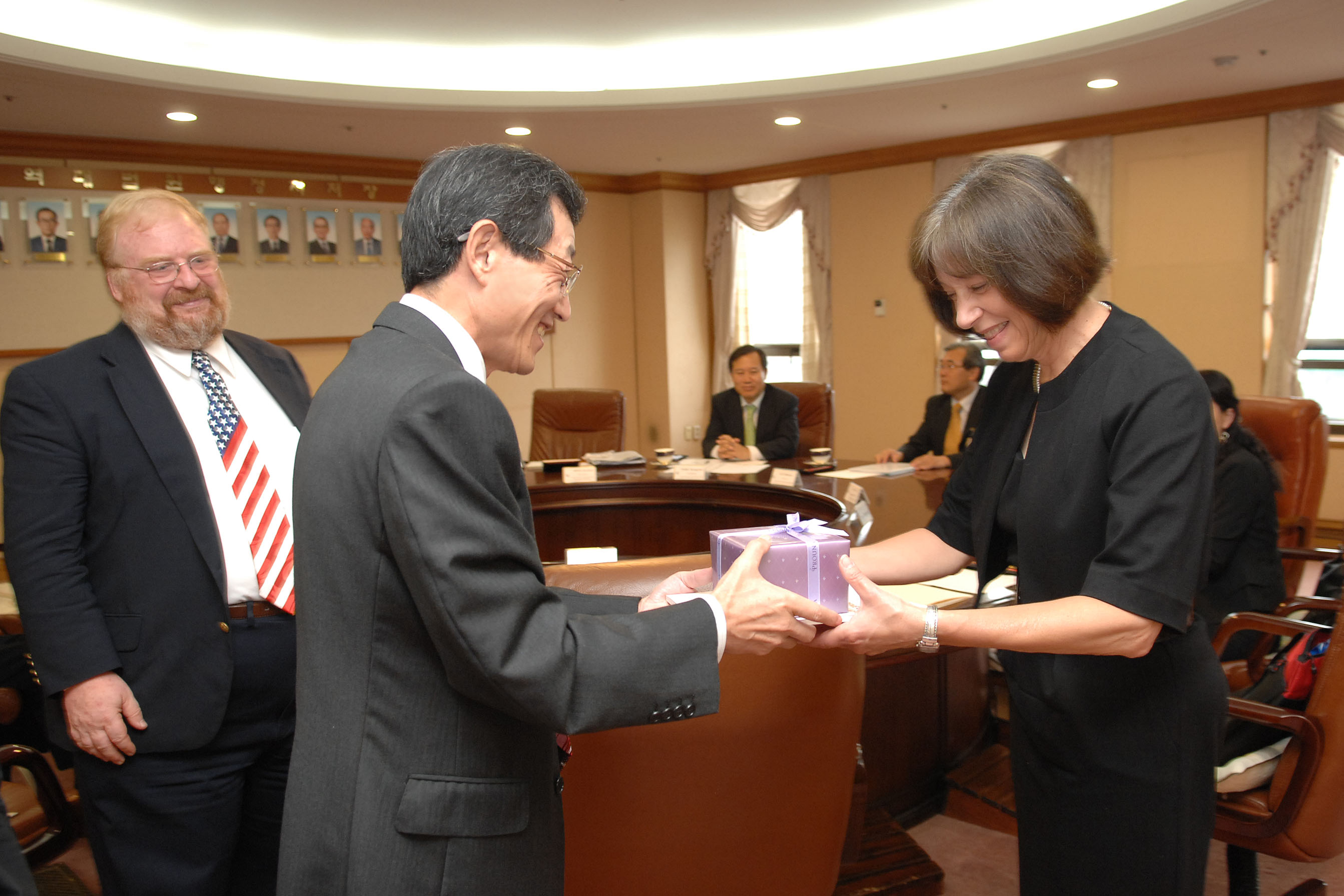 [09_05_08]Justice Diane WOOD visits the Supreme Court of Korea