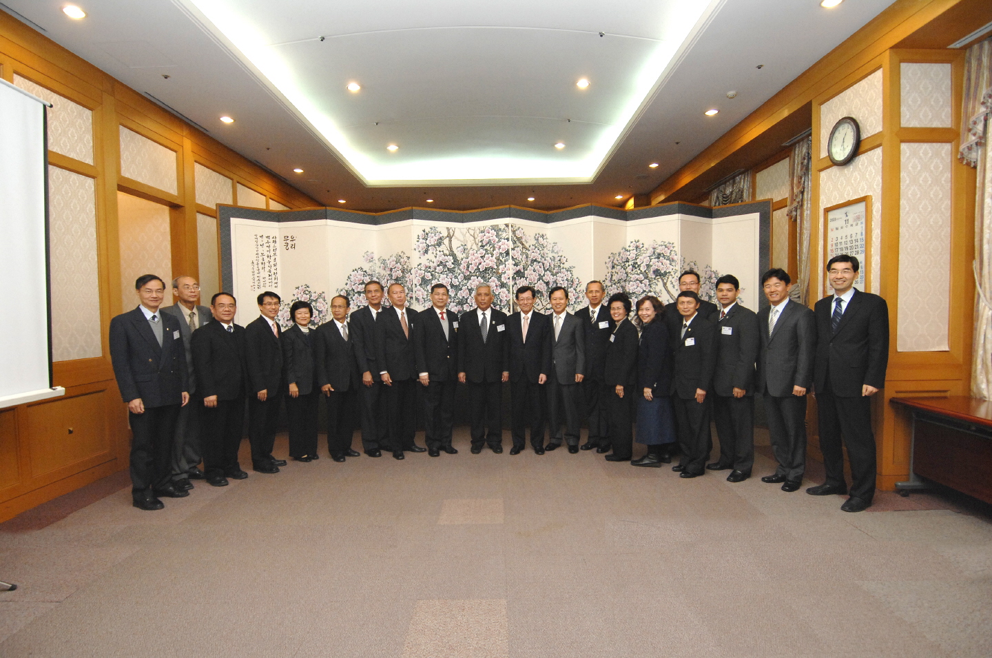 [11_03_08]Senior Judges of the Kingdom of Thailand Complete Judicial Training Program