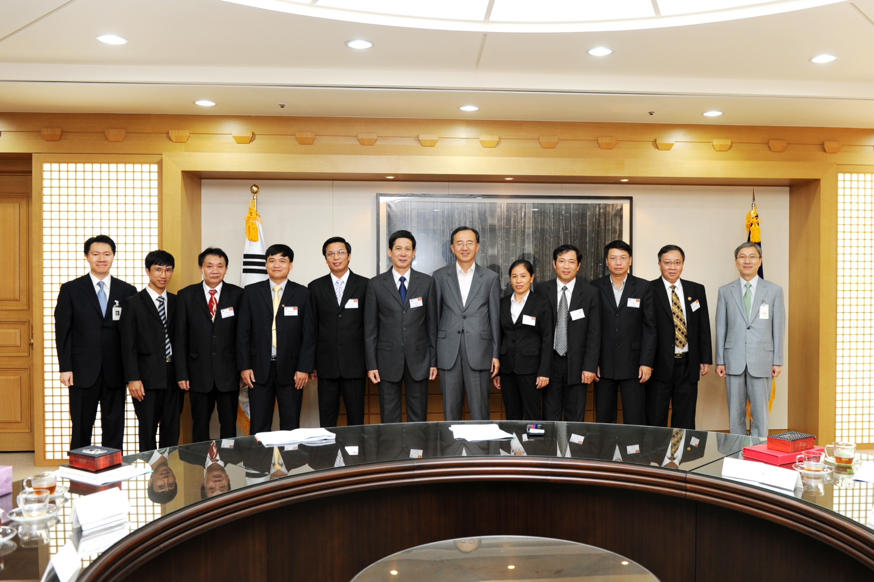 [07_19_10]Vietnam judiciary takes part in the Judicial Training Program at the Supreme Court of Korea