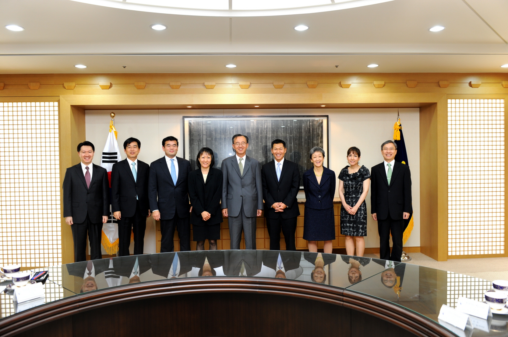 [10_03_10]The Supreme Court hosts a visiting program for distinguished overseas Korean legal professionals