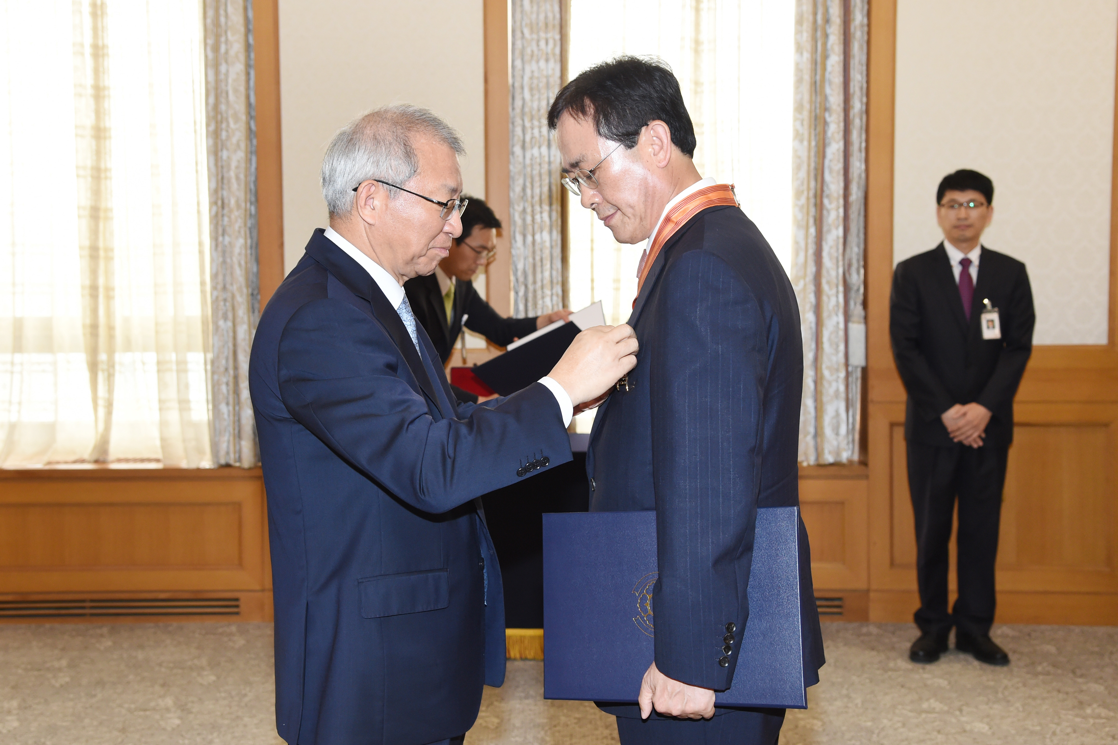 ���� ������ ���� ������