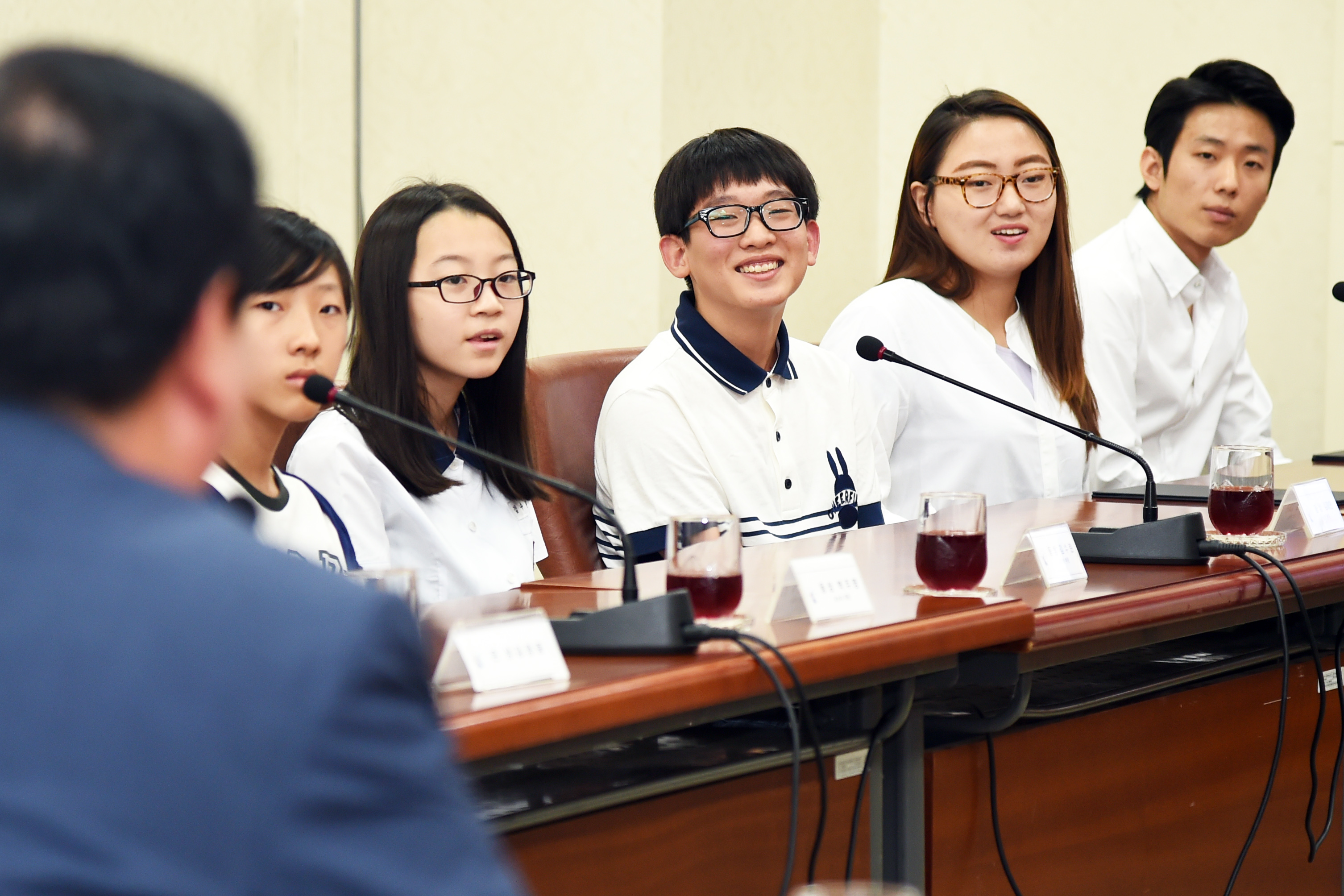 �û�� �� �������� ��ȭ�� ������ �����ڵ�