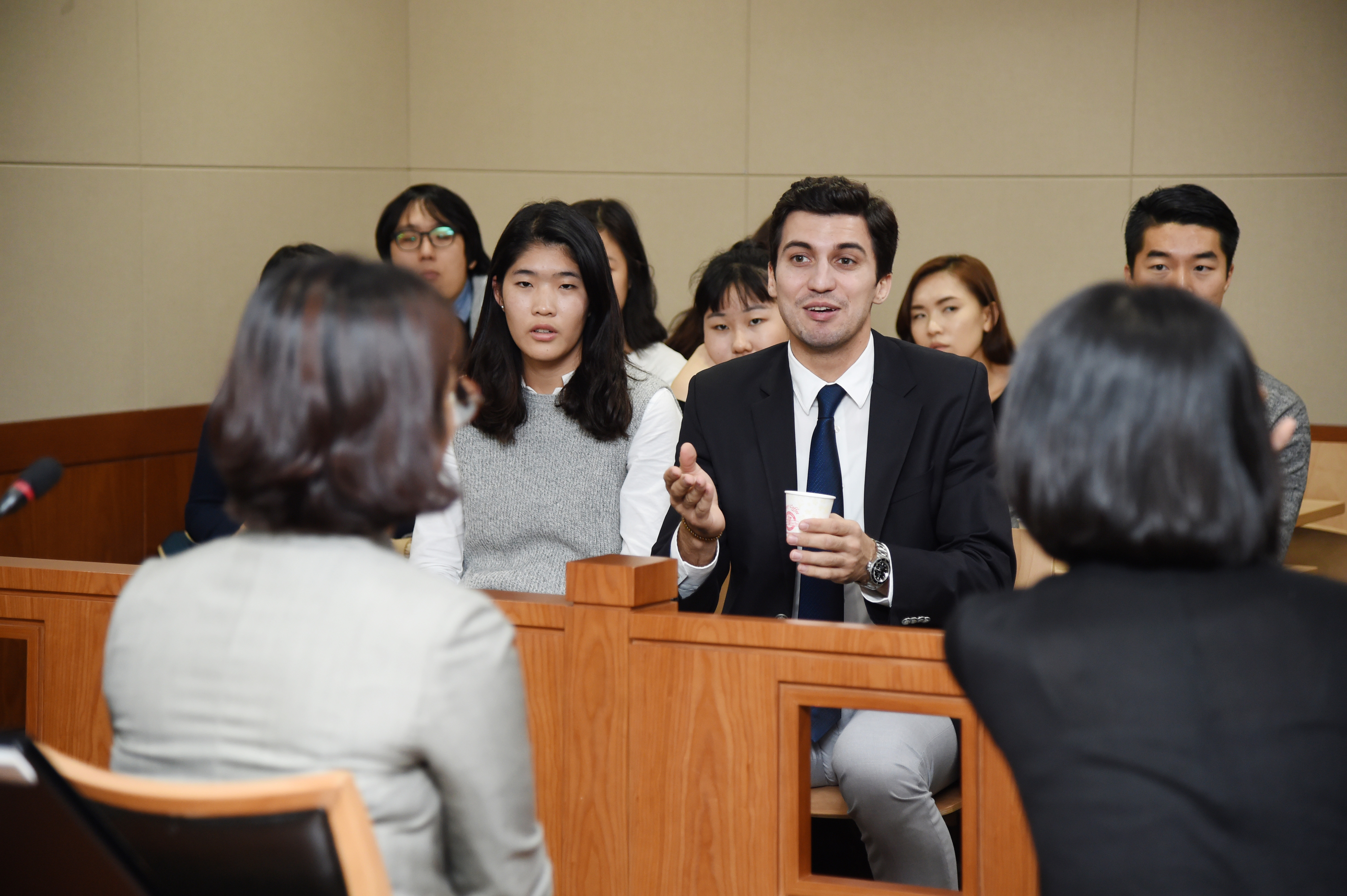 ���ǹ������� �ǻ���� ��ȭ ���� �� ������ ������ �ܱ��� ���л�