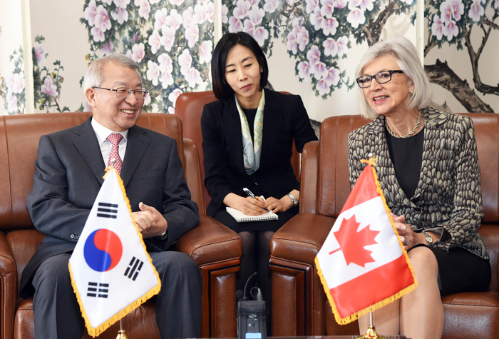 ����� �ƶ�Ŭ�� ĳ���� ������� ����