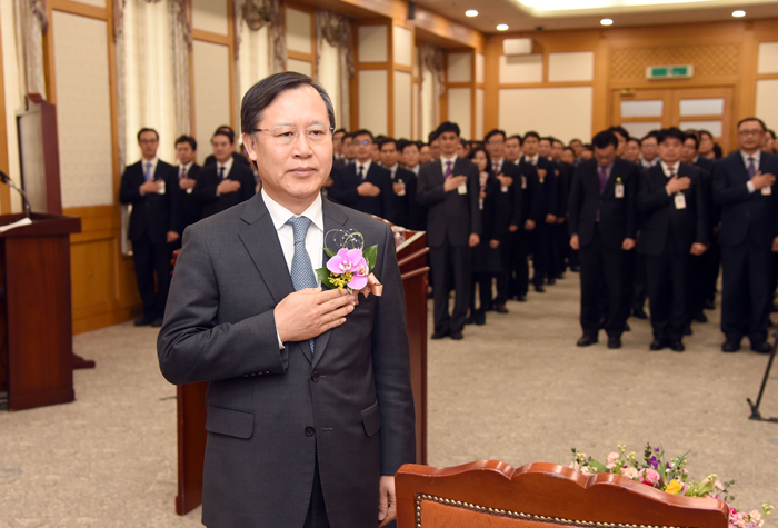 �ں��� ��������ó�� ���ӽ�