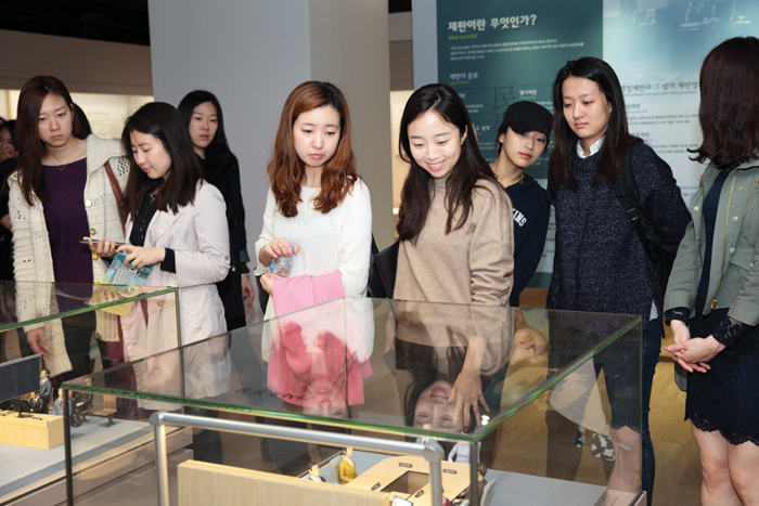 �������ð����� ���� ������ �鿩�ٺ��� �л���