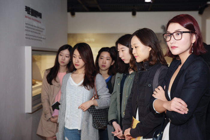 �������ð����� �п����� ������ ��û�ϴ� �л���