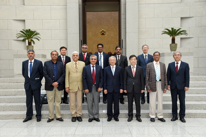 �������� �Կ��ϴ� �ε� ������� ����� ����� �������, �Ǽ��� ����� �� ���� �����ڵ�