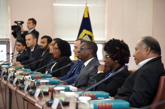 ���� ���� ����ī �۷ι� ������