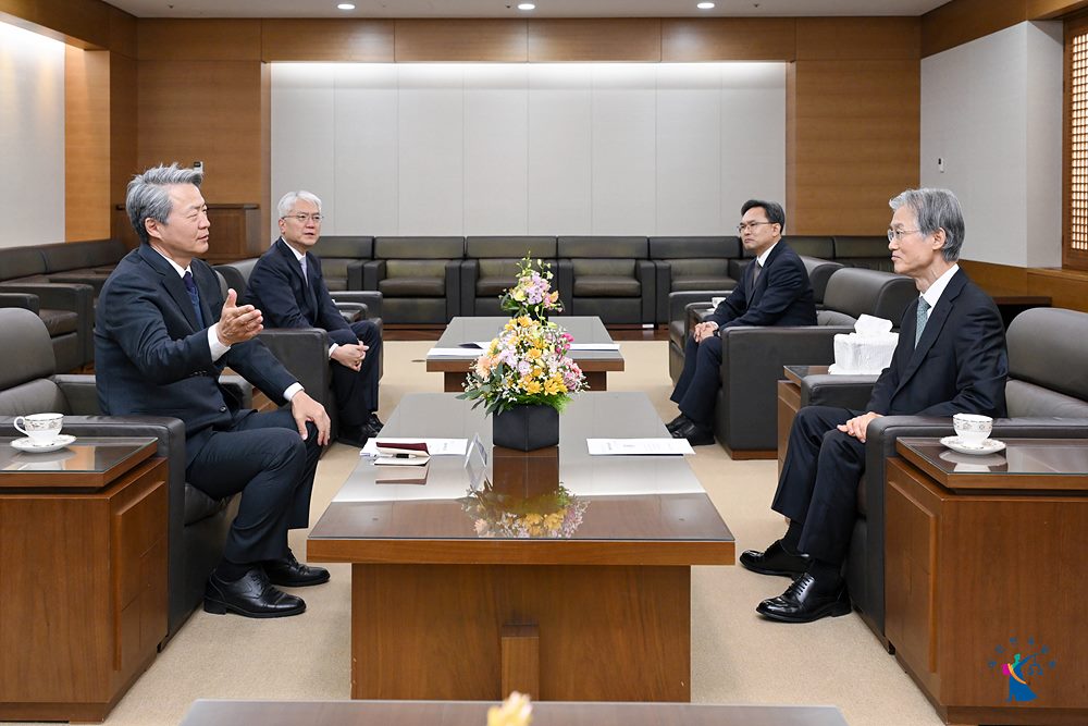 �ֺ��� �ѱ����б���ȸ�� ����